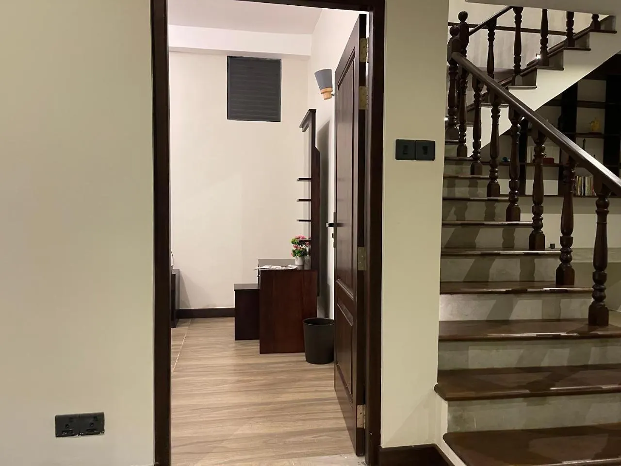 Guest house Lush Breeze Hotel Kandy Sri Lanka
